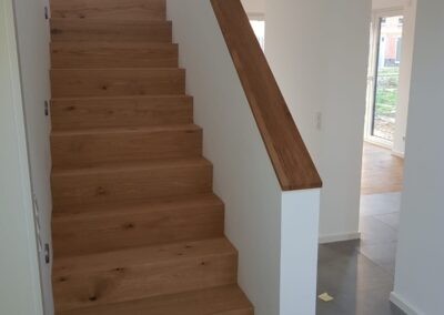 Eiche Blocktreppenstufen, mit Eiche massiv Mauerabdeckung