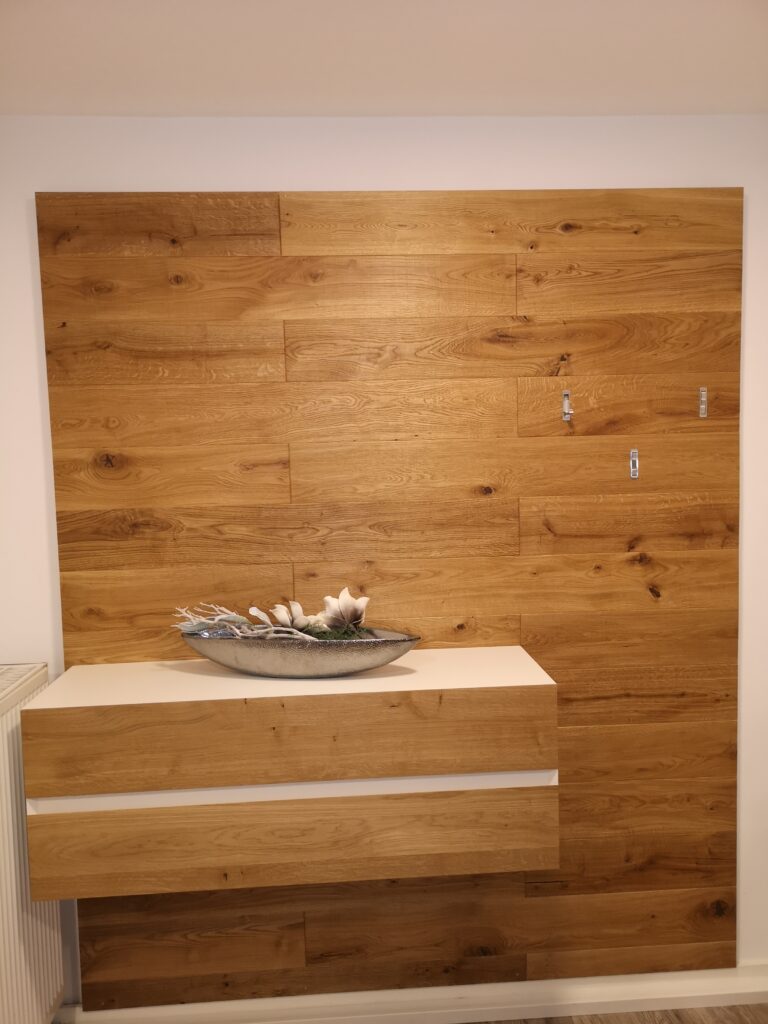 In dwer Ausstellung von Daniel Albani Gestaltung in Holz - individuelle Möbel In dwer Ausstellung von Daniel Albani Gestaltung in Holz - individuelle Möbel